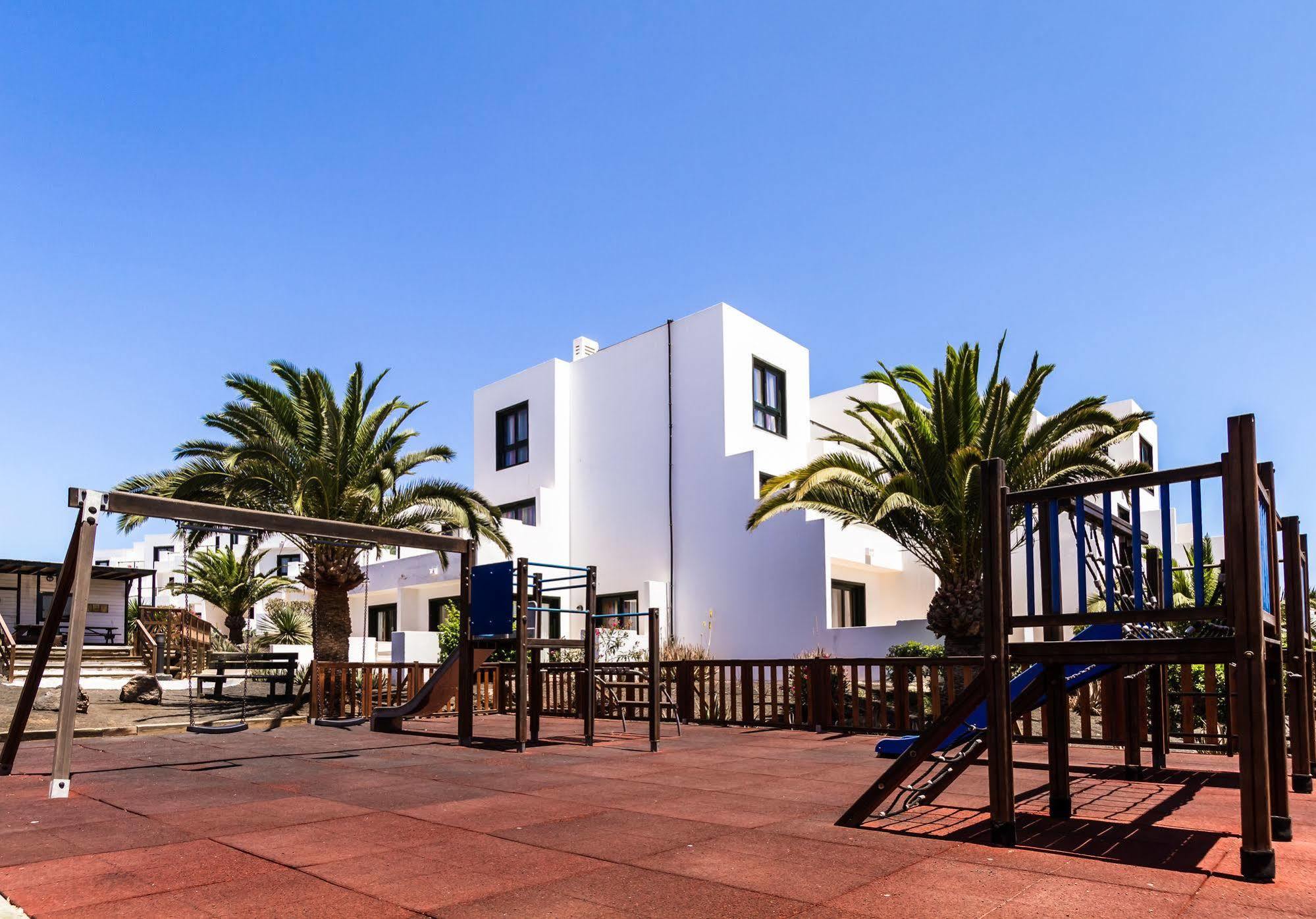 Bluebay Lanzarote Apartman Costa Teguise Kültér fotó
